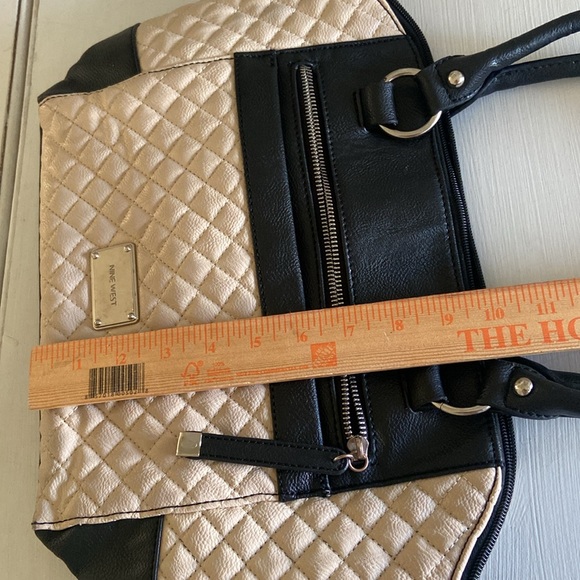 Nine West bag double handle satchel shoulder bag tan quilted look detail - Picture 14 of 16